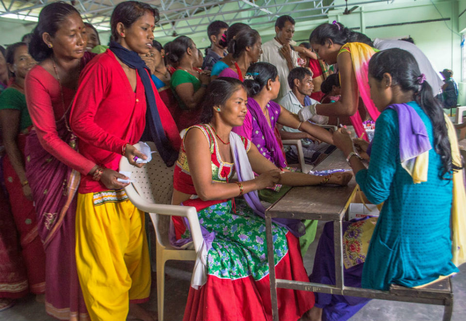 थारु समुदायमा पुस्तान्तरण हुँदै सिकलसेल रोग