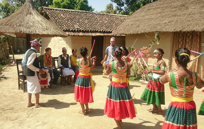 Prince Harry in Bardiya 05