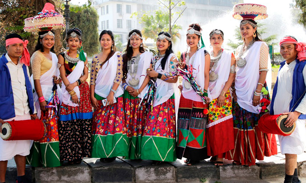 दस वर्षमा थारूको जनसंख्या करिब ७० हजारले वृद्धि, प्रतिशतमा घटे थारू