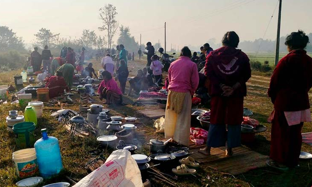 थारू समुदायको भजहर, जहाँ एकै ठाउँमा पाक्छ सयौं परिवारका भान्सा